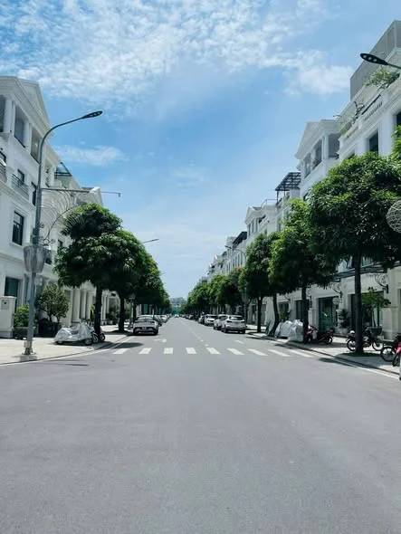 CÒN DUY NHẤT 1 CĂN SHOPHOUSE XẺ KHE MẶT ĐƯỜNG HẢI ĐĂNG - 16,8 tỷ - 105m²