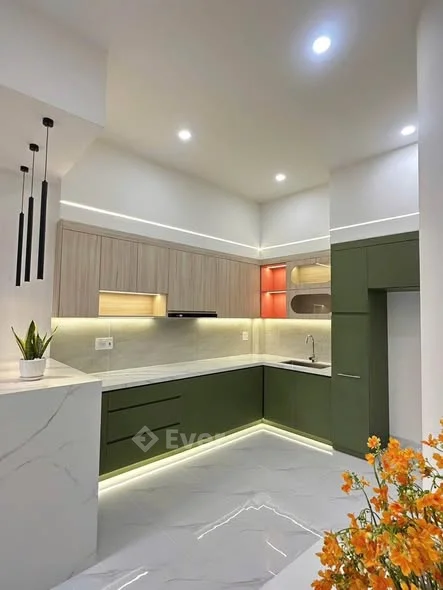 Nhà xây mới 1 trệt 1 lầuVị trí hẻm 49 đường Trần Hoàng Na, phường Tân An