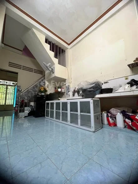 Nhà bán hoặc cho thuê ạ chính chủhẻm 218 đường Trần hưng đạo