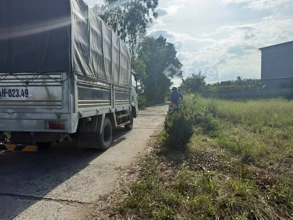 Cả nhà ơi Bán nền thuộc phường đông thành ,vĩnh long