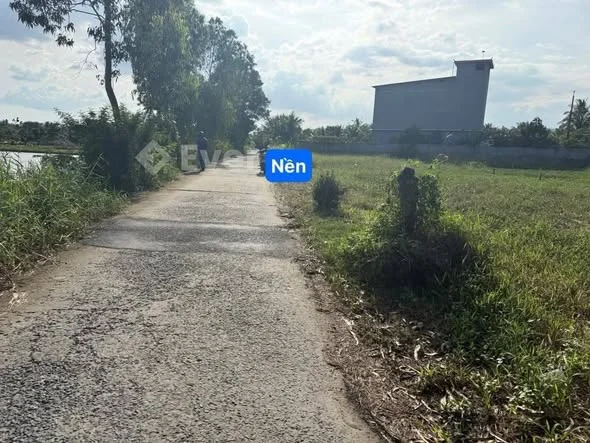 Cả nhà ơi Bán nền thuộc phường đông thành ,vĩnh long