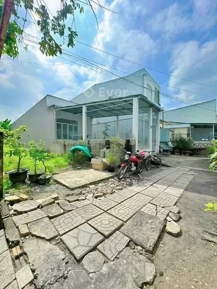 Giá: 1 tỉ 050 triệuCG...NỀN THỔ CƯ 100M2, HẺM 1 VÕ TÁNH