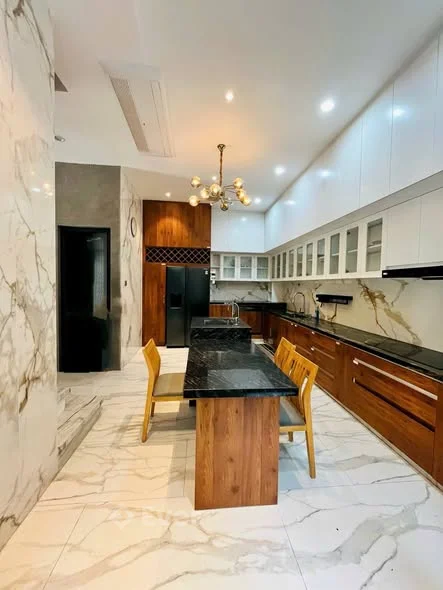 CHO THUÊ NHÀ BIỆT THỰ SÂN VƯỜN 2 LẦU TUYỆT ĐẸP - FULL NỘI THẤT CAO CẤP - KDC NAM LONG