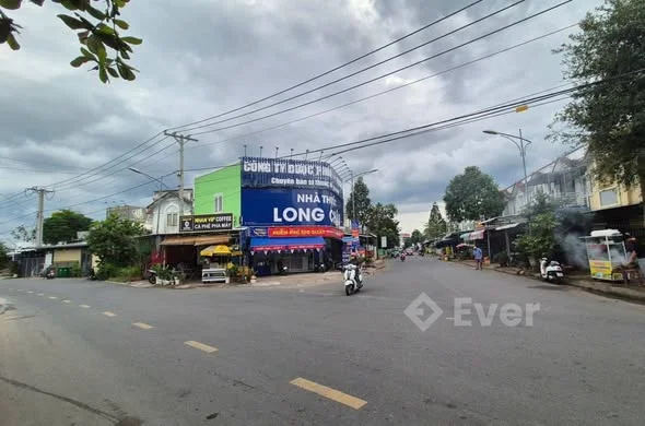 Nhà Trệt Lầu - Mẫu Biệt Thự Mini - Góc Hẻm Hông Thoáng - Trục Thông Chợ - Giá: 2,4 tỷ - 2,4 tỷ - 69.3m²