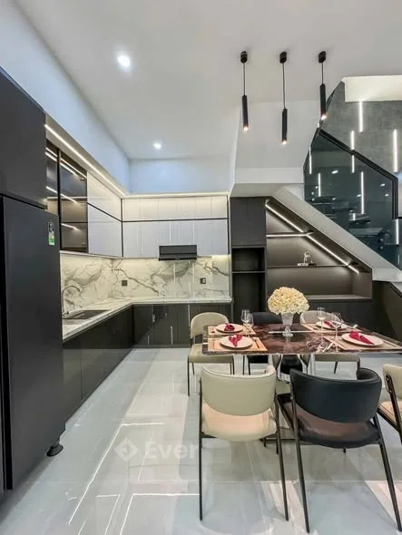 NHÀ 2 LẦU HIỆN ĐẠI MỚI HOÀN THIỆN TẶNG FULL NỘI THẤT CAO CẤP