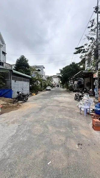 NHÀ 1 TRỆT 1 LẦU 4,5m x 20m KDC Phú AnMới xây , Vị Trí Đẹp