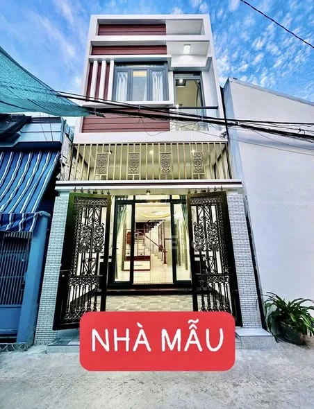 CÁCH MẶT TIỀN CMT8 50MNHÀ TRỆT LẦU HOÀN CÔNG THIẾT KẾ ĐẸP ĐANG HOÀN THIỆN - 3,85 tỷ - 70m²