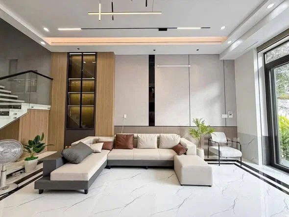 𝐍𝐇𝐀̀ 𝟏 𝐓𝐑𝐄̣̂𝐓 𝟐 𝐋𝐀̂̀𝐔 - 𝐓𝐔𝐘𝐄̣̂𝐓 Đ𝐄̣𝐏 - 𝐊𝐃𝐂 𝐕𝐀̆𝐍 𝐇𝐎́𝐀 𝐓𝐀̂𝐘 Đ𝐎̂ Giá đẹp - 6,3 tỷ - 88.7m²