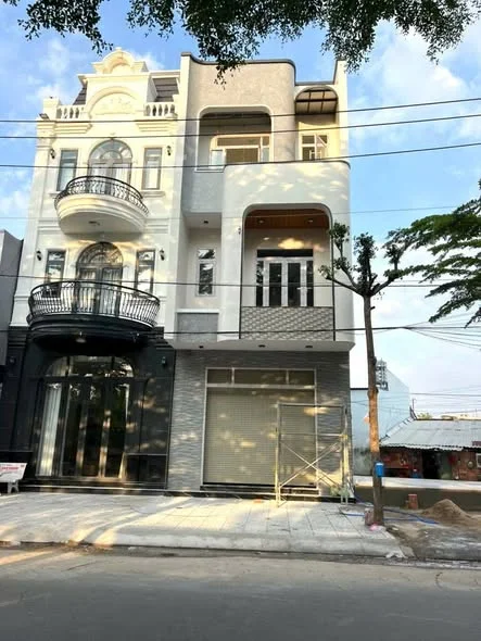 Nhà Mặt Tiền Đường Xuân Hồng - Vị trí thuận tiện vừa ở vừa kinh doanh