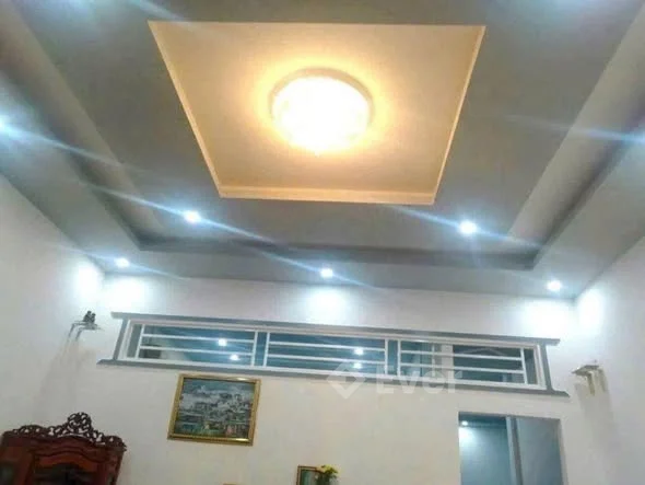 Bán nhà cấp 4 gi.á rẻ : 1tỷ350trDt: 9m x 14m có 60m2 thổ cư - 1,35 tỷ - 60m²