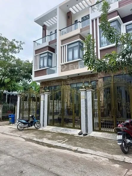 BÁN NHÀ 2 LẦU XÂY KIÊN CỐ CHẤT LƯỢNG - LÊ PHƯỚC THỌ - CÁCH AEON MALL ĐANG XÂY 300M - 4,2 tỷ - 64m²