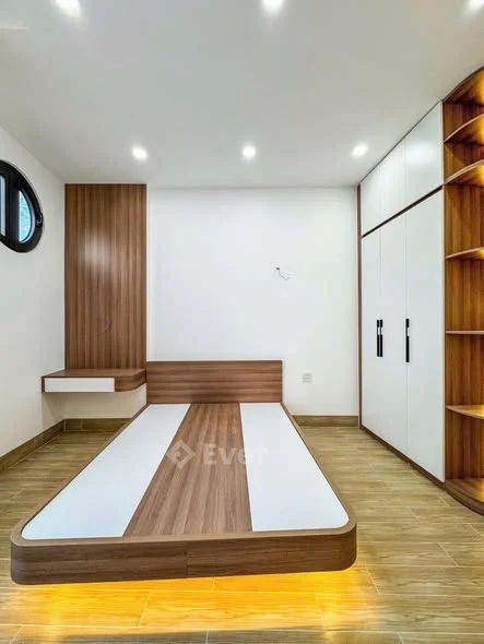 Bán Nhà Trệt Lầu Hoàn Công Full Nội Thất An Cường Hẻm 6 Nguyễn Trãi - 2,5 tỷ - 40m²