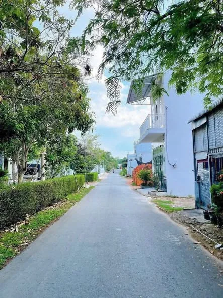 Nền thổ cư mặt tiền lộ nhựa mà có 1,2 tỷ quá đẹpNỀN MẶT TIỀN ĐƯỜNG ĐINH CÔNG CHÁNH