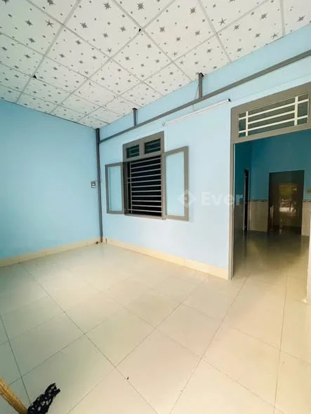 𝐍𝐡𝐚̀ 𝐓𝐡𝐮𝐞̂ 𝐊𝐃𝐂 𝐇𝐨̂̀𝐧𝐠 𝐋𝐨𝐚𝐧 Giá: 4 triệu/th (Hđ lâu dài, cọc 1 tháng) - 4 triệu - 15m²