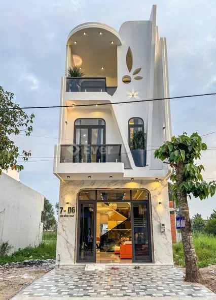 SIÊU PHẨM NHÀ 1 TRỆT 2 LẦU MỚI XÂY - KHU DÂN CƯ HỒNG LOAN - PHƯỜNG CÁI RĂNG - THÀNH PHỐ CẦN THƠ