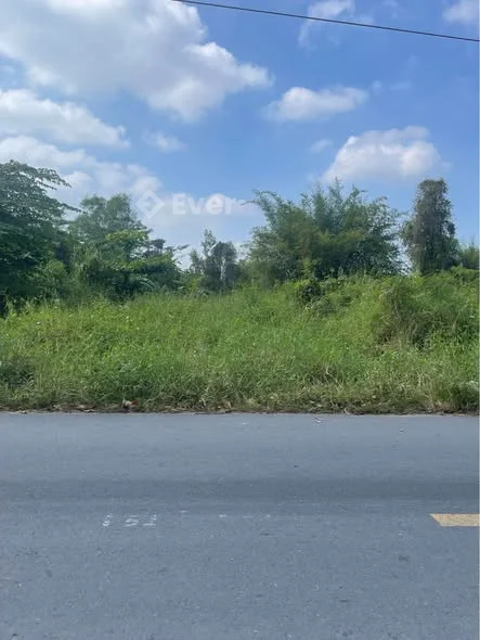 Bán 5407m có 200m2 thổ cư. Còn lại CLN. Mặt tiền đường Huỳnh thị nở. Cái răng