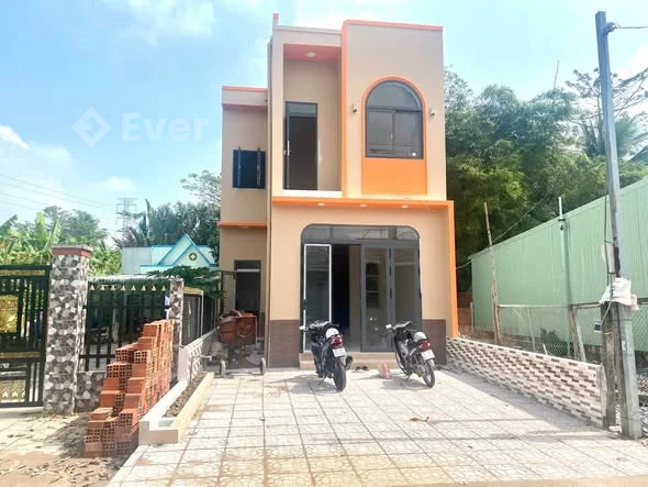 Bán Nhà 1 Trệt 1 Lầu Đang Hoàn Thiện Mặt Tiền Đường Huỳnh Thị Nở