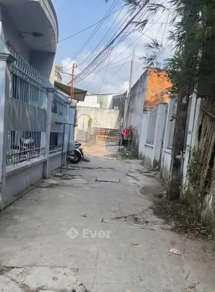 Cặp nền cách Hồ Búng Xáng 25m - trục chính thông 2 đường Trần Nam Phú, Lò Mổ và Hồ Bún Xáng