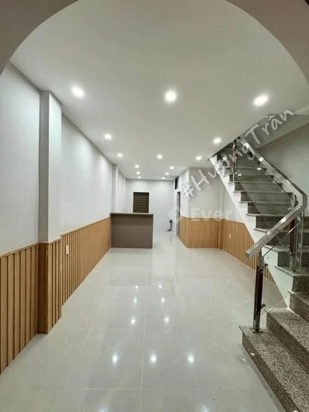 12 triệu - MẶT TIỀN TRƯƠNG ĐỊNH - kế bên khu ẩm thực ĐỀ THÁM