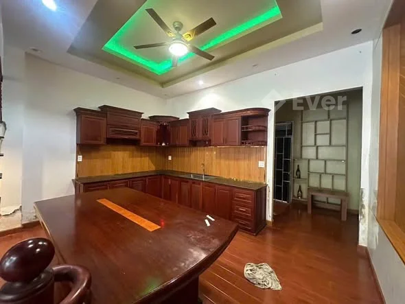 Chủ gửiCho thuê nhà trệt 2 lầu có nội thất KDC Hồng Loan, Cái Răng