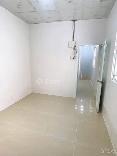 CHO THUÊ NHÀ HẺM 75 HÙNG VƯƠNG GẦN VINCOM HÙNG VƯƠNG 3,5 triệu/tháng (trong tháng 12) - DT: 50m2