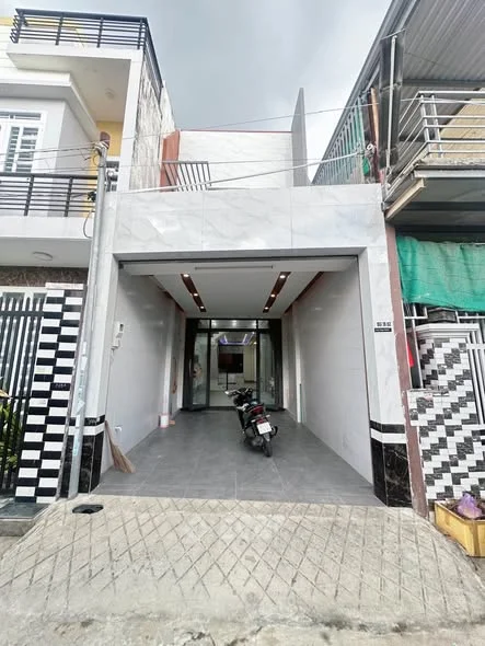 Chủ gửiCho thuê nhà trệt lầu có nội thất hẻm 9 Phạm Ngọc Hưng