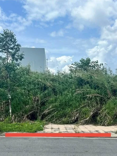 Nền đẹp 70m2 đường số 6 ,đối diện công viên KDC Tân Phú - phường Hưng Phú