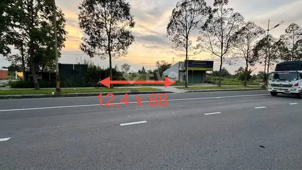 Mặt Tiền Đường Võ Văn Kiệt 20 tỏi Sân Bay Trà Nóc1093 mét có 720 mét Thổ Cư