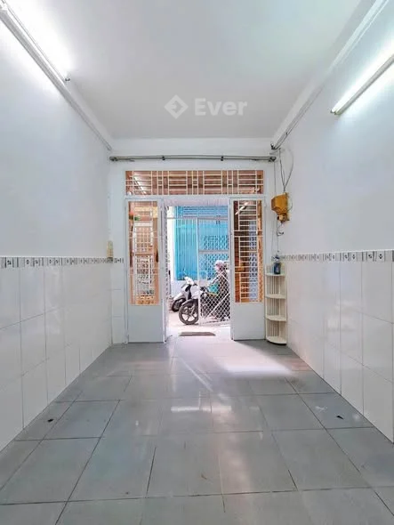 CG: NHÀ LẦU ĐÚC - KẾ CẦU - QUANG TRUNG VỊ TRÍ RẤT ĐẸP & KV RẤT AN NINH