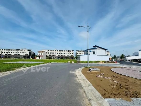 498. BÁN NỀN ĐƯỜNG D11 KDC NAM LONG 2 ( CENTRAL LAKE ) - P. CÁI RĂNG - TP CẦN THƠ