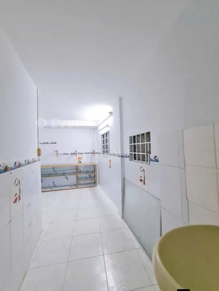 NHÀ LẦU ĐÚC - KẾ CẦU QUANG TRUNG. VỊ TRÍ RẤT ĐẸP & KV RẤT AN NINH