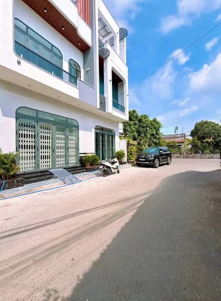 NHÀ 1 TRỆT 2 LẦU TRỤC CHÍNH HẺM 218 ĐƯỜNG NGUYỄN THÔNG