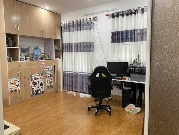 - Giá : 3 tỷ 500 triệuNhà trệt, 1 lầu đúc hẻm 28 Mậu ThânV