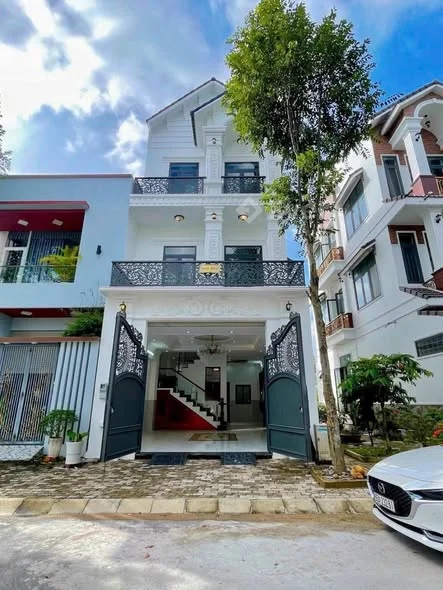 CG Bán Nhà Trệt 2 Lầu Phong Cách Châu Âu - Có Mương Hở Bên Hông 4M - Đường Số 10 - KDC Nam Long 2