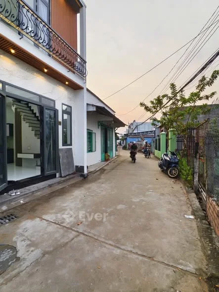 Nắm chủ NHÀ TRỆT LẦU CÓ NỘI THẤT MỚI 100% HẺM ĐƯỜNG VÕ TÁNH - P. CÁI RĂNG - CẦN THƠ - 2.tỷ.050.trịu