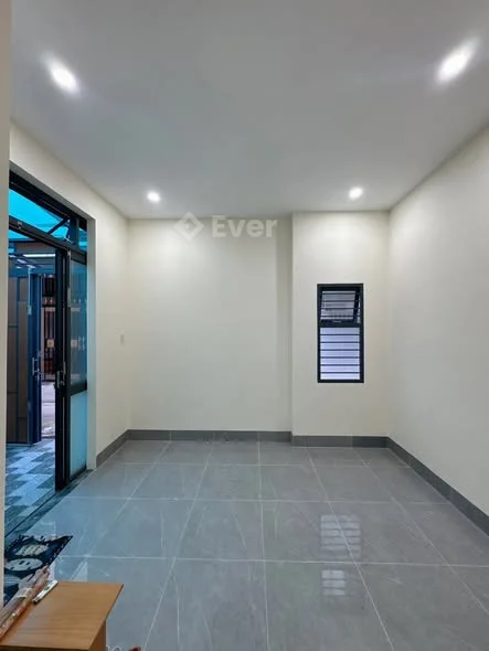 NCBÁN NHÀ TRỤC CHÍNH ĐẦU KHU DÂN CƯ - HẺM TỔ 1 ĐƯỜNG NGUYỄN VĂN LINH GẦN ĐẠI HỌC Y DƯỢC CẦN THƠ