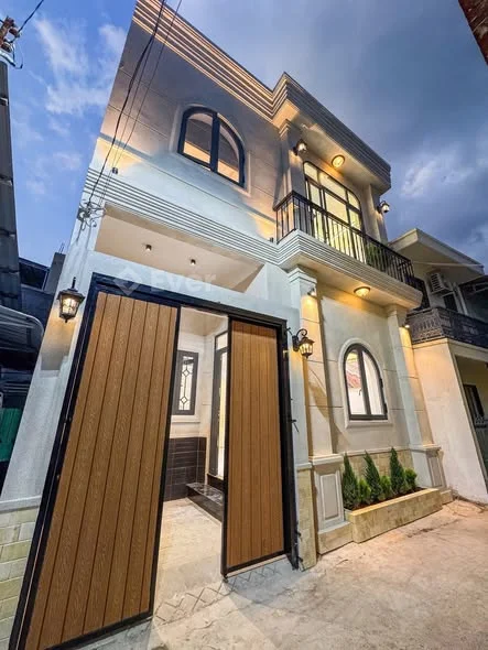 BÁN NHÀ LẦU PHONG CÁCH CHÂU ÂU – 3 PHÒNG NGỦ – TRUNG TÂM NINH KIỀU