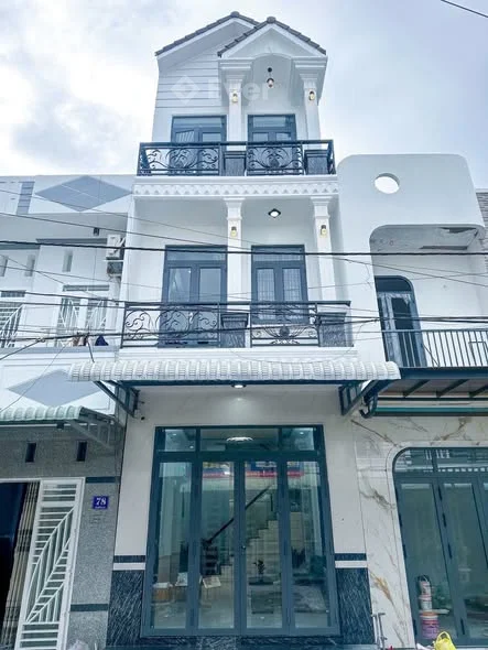 BÁN NHÀ 1 TRỆT 2 LẦU CAO CẤP – ĐÃ HOÀN CÔNG KDC THỚI NHỰT