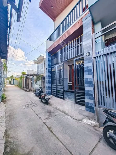 CẦN BÁN NHÀ TRỆT LẦU MỚI ĐẸP HẺM 65 ĐƯỜNG LÊ HỒNG PHONG, THÀNH PHỐ CẦN THƠ ( GẦN KHU CN TRÀ NÓC )