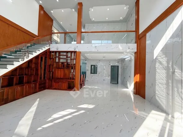 𝐍𝐡𝐚̀ 𝐬𝐢𝐞̂𝐮 𝐫𝐨̣̂𝐧𝐠 (𝟕,𝟒𝐱𝟏𝟕.𝟔) 𝐧𝐠𝐚𝐲 𝐥𝐨̂̉𝐢 𝐭𝐫𝐮𝐧𝐠 𝐭𝐚̂𝐦 𝐠𝐢𝐚́ 𝐜𝐡𝐢̉ 4.7 tỉ