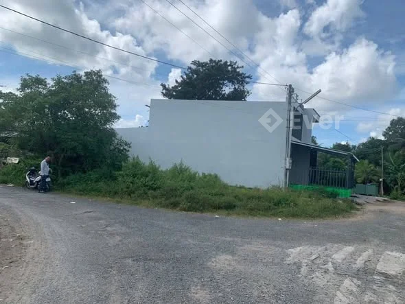 Bán cặp nền góc đường số 1 và 8 KDC đông Phú. Giá : 1 tỷ 870tr ( thương lượng)