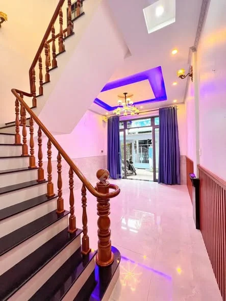 NHÀ ĐẸP, HOÀN CÔNG, NẰM KẾ TRƯỜNG CAO ĐẲNG KT - ĐC nhà: 44/8/59, CMT.8, Cái Khế, Ninh Kiều