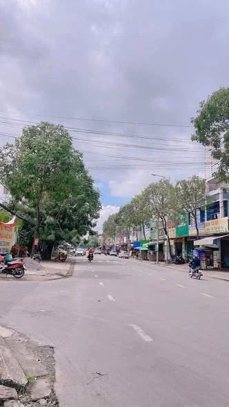 Bán nền đầu đường Nguyễn Thị Sáu khu 586 ( Gần Võ Nguyên Giáp )