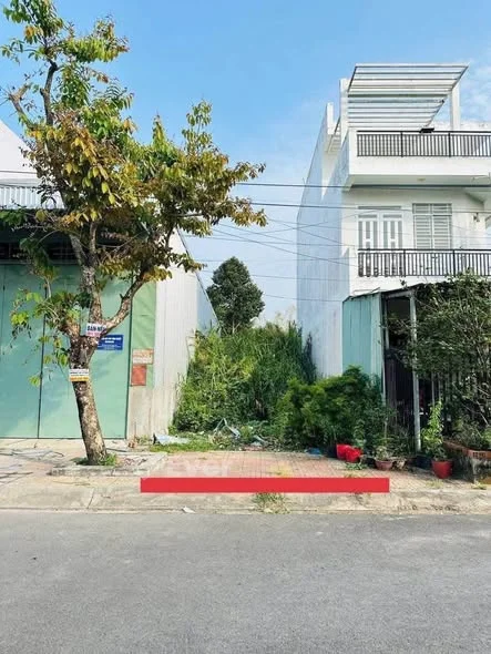 B.án nền sáng đẹp không vướn đường B10, KDC Phú An, TP. Cần Thơ. - Diện tích 5 x 20 = 100 m2 - Sổ hồ