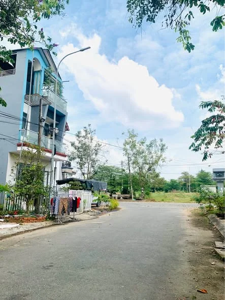 Nền 100m2 đầu đường B5 KDC Tân Phú, Cái Răng, TP. Cần Thơ - Hướng Đông Nam