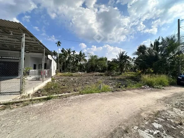 CHÍNH CHỦ - BÁN 3 NỀN LIỀN KỀ, ĐẸP - LỘ XE TẢI (Lộ giới 6m) Cách UBND xã Thạnh Xuân khoảng 400m.