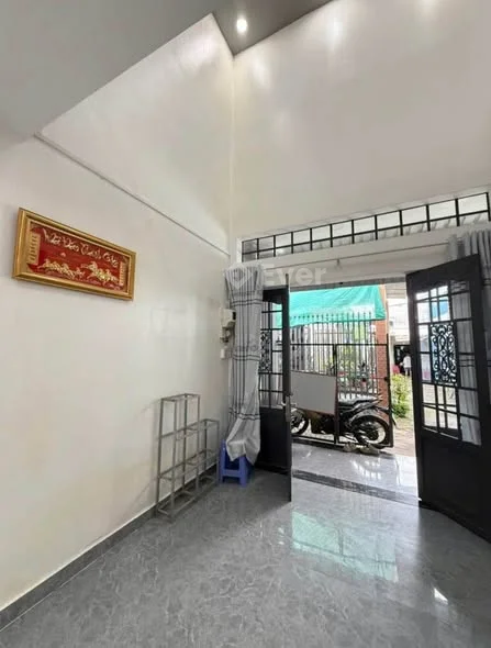 NHÀ ĐẸP NGAY CHỢ TRÀ NÓC,ĐI VÀI BƯỚC CHÂN TỚI CHỢ , GẦN TRƯỜNG HỌC, GẦN CẦU TRÀ NÓC