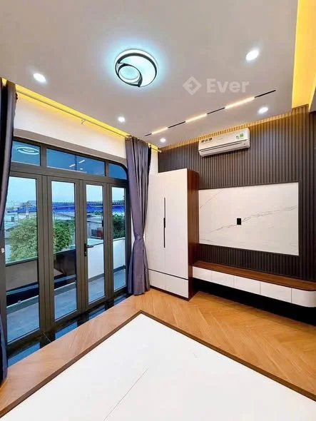 3ty 450NHÀ TRỆT LẦU( 2pn)- FULL NỘI THẤT - TRỤC CHÍNH HẺM 577 ĐƯỜNG 30/4