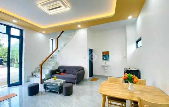 Giá bán : 1 tỷ 590 triệu CỰC PHẨM VỪA HOÀN THIỆN NHÀ MẶT TIỀN ĐẸP MỚI 100% THUỘC LONG TUYỀN