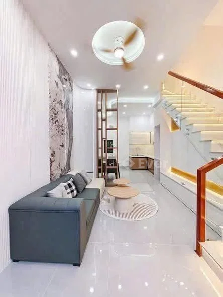 Nắm Chủ NHÀ TRỆT LẦU HẺM 6 NGUYỄN TRÃI CÁI RĂNG CẦN THƠ